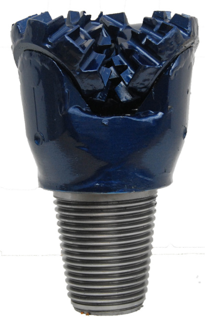 6"  (152 mm)  Tri-Cone Drill Bit . Mill Tooth , Open Bearing